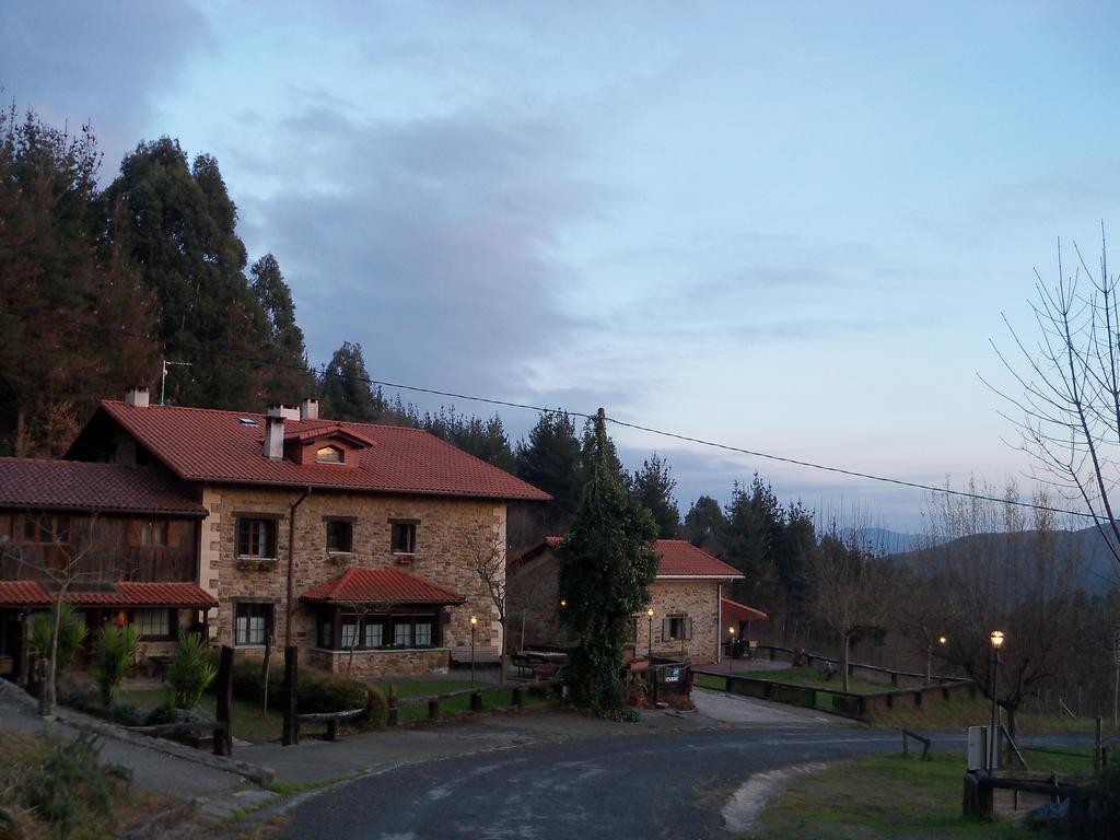 Agroturismo Iturbe Axpe de Busturia Экстерьер фото